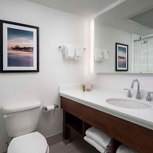 Double Room Tub